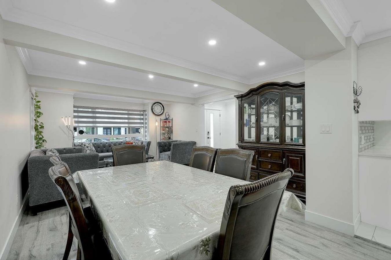 Surrey, British Columbia, V4N 2T3, Canada, 7 Bedrooms Bedrooms, ,6 BathroomsBathrooms,Residential,For Sale,1905269