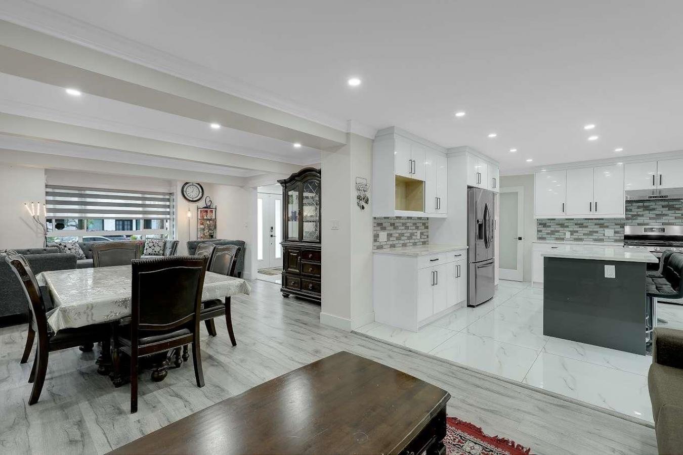 Surrey, British Columbia, V4N 2T3, Canada, 7 Bedrooms Bedrooms, ,6 BathroomsBathrooms,Residential,For Sale,1905269