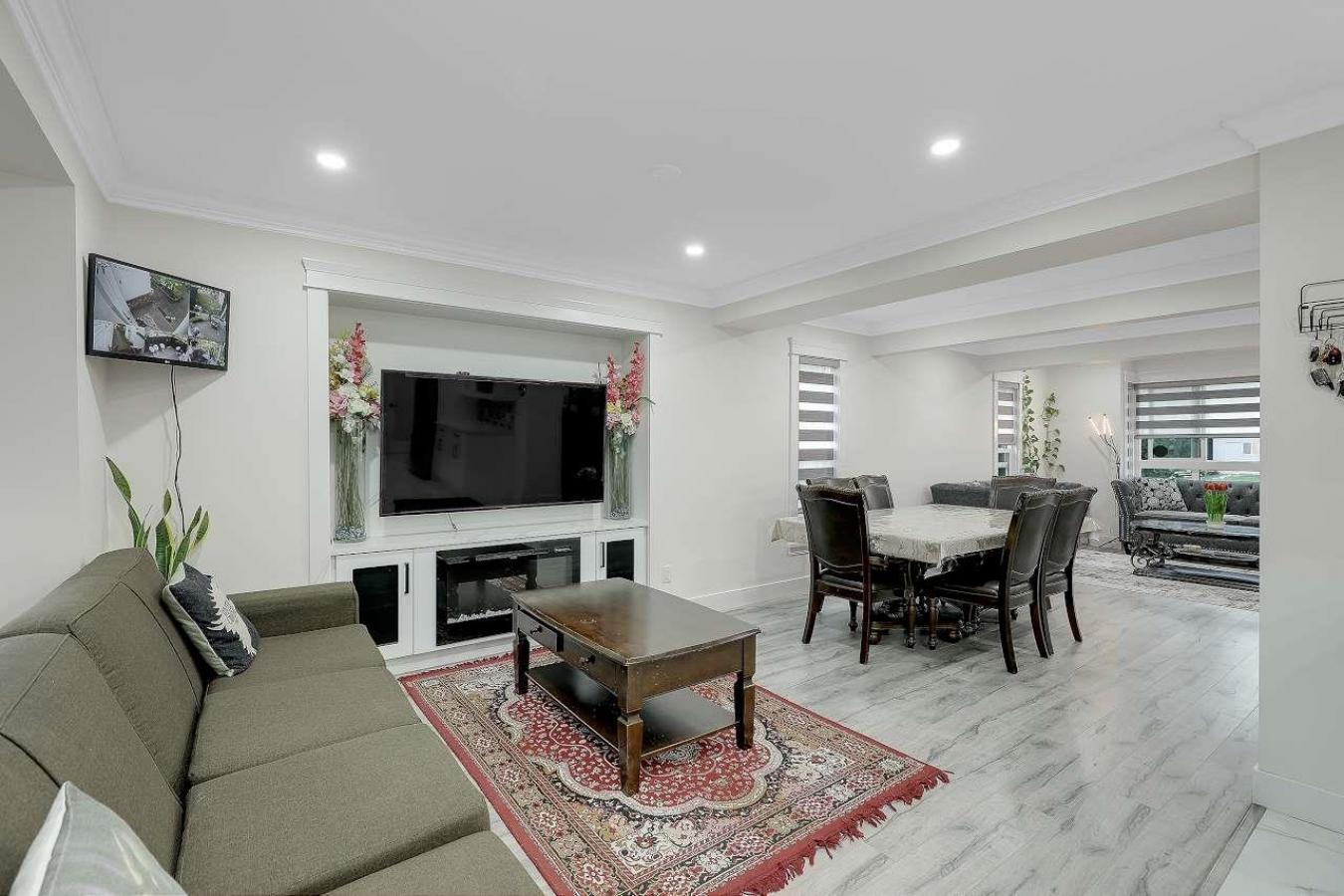 Surrey, British Columbia, V4N 2T3, Canada, 7 Bedrooms Bedrooms, ,6 BathroomsBathrooms,Residential,For Sale,1905269