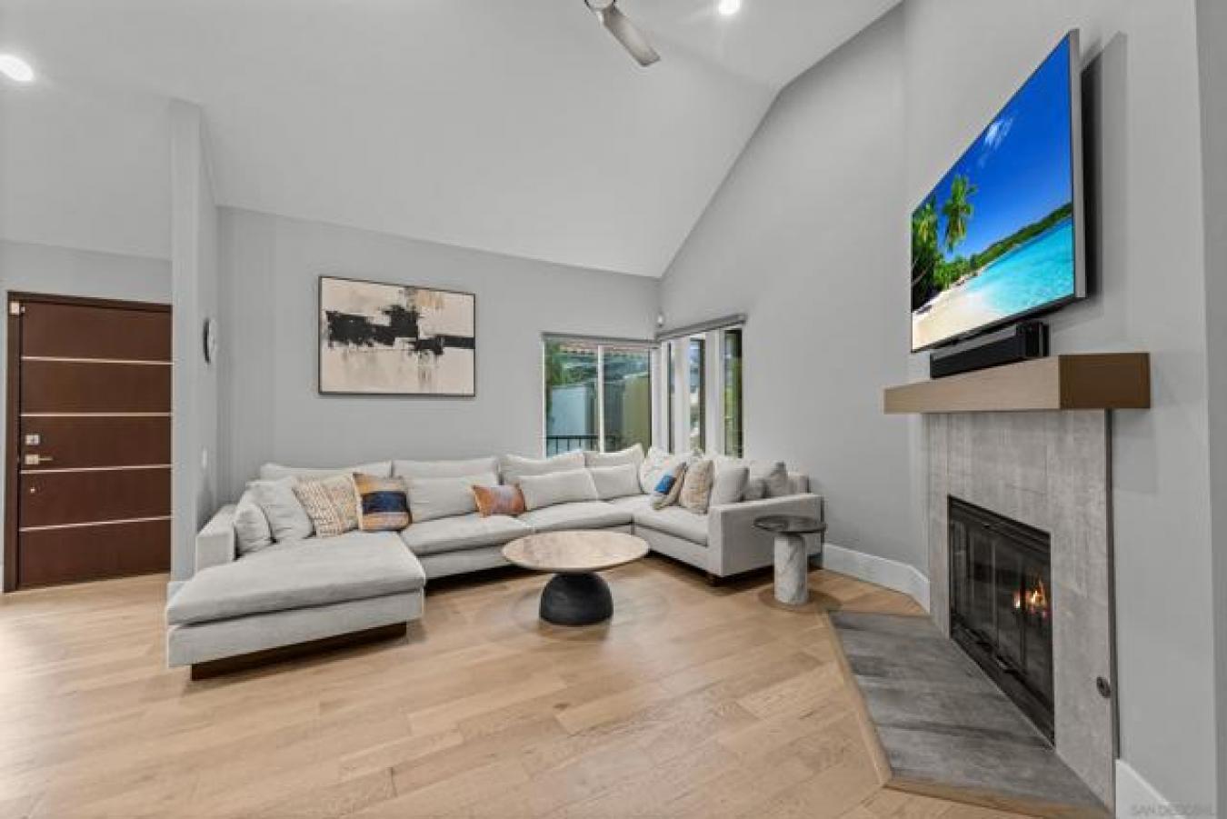 Carlsbad, San Diego, 92008, United States, 4 Bedrooms Bedrooms, ,2 BathroomsBathrooms,Residential,For Sale,1905266