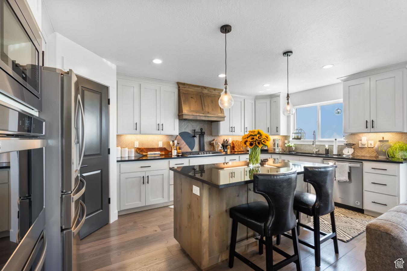 Lehi, Utah, 84043, United States, 7 Bedrooms Bedrooms, ,5 BathroomsBathrooms,Residential,For Sale,1905265
