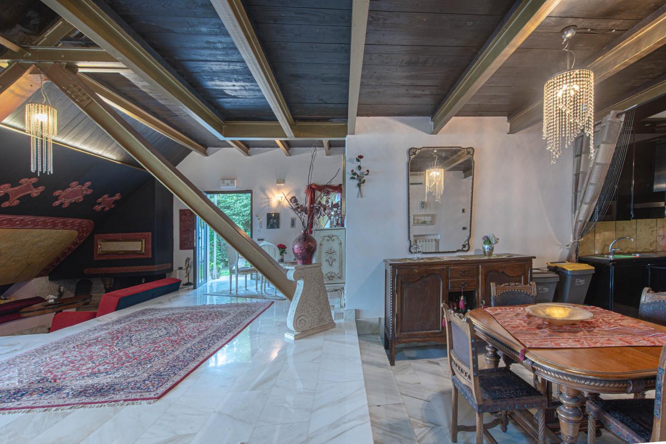 Nemi, RM, 00040, Italy, 3 Bedrooms Bedrooms, ,2 BathroomsBathrooms,Residential,For Sale,1905264