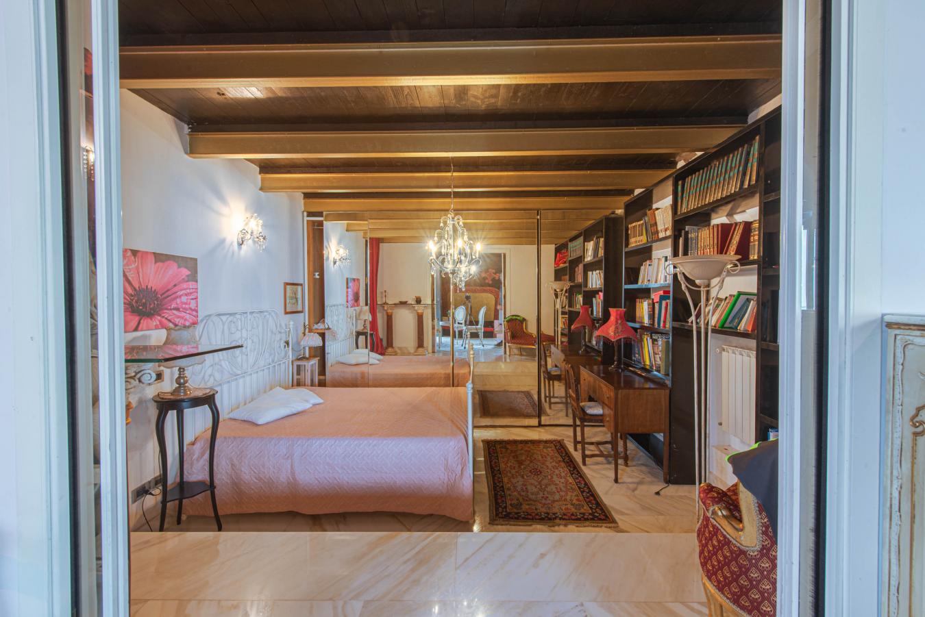 Nemi, RM, 00040, Italy, 3 Bedrooms Bedrooms, ,2 BathroomsBathrooms,Residential,For Sale,1905264