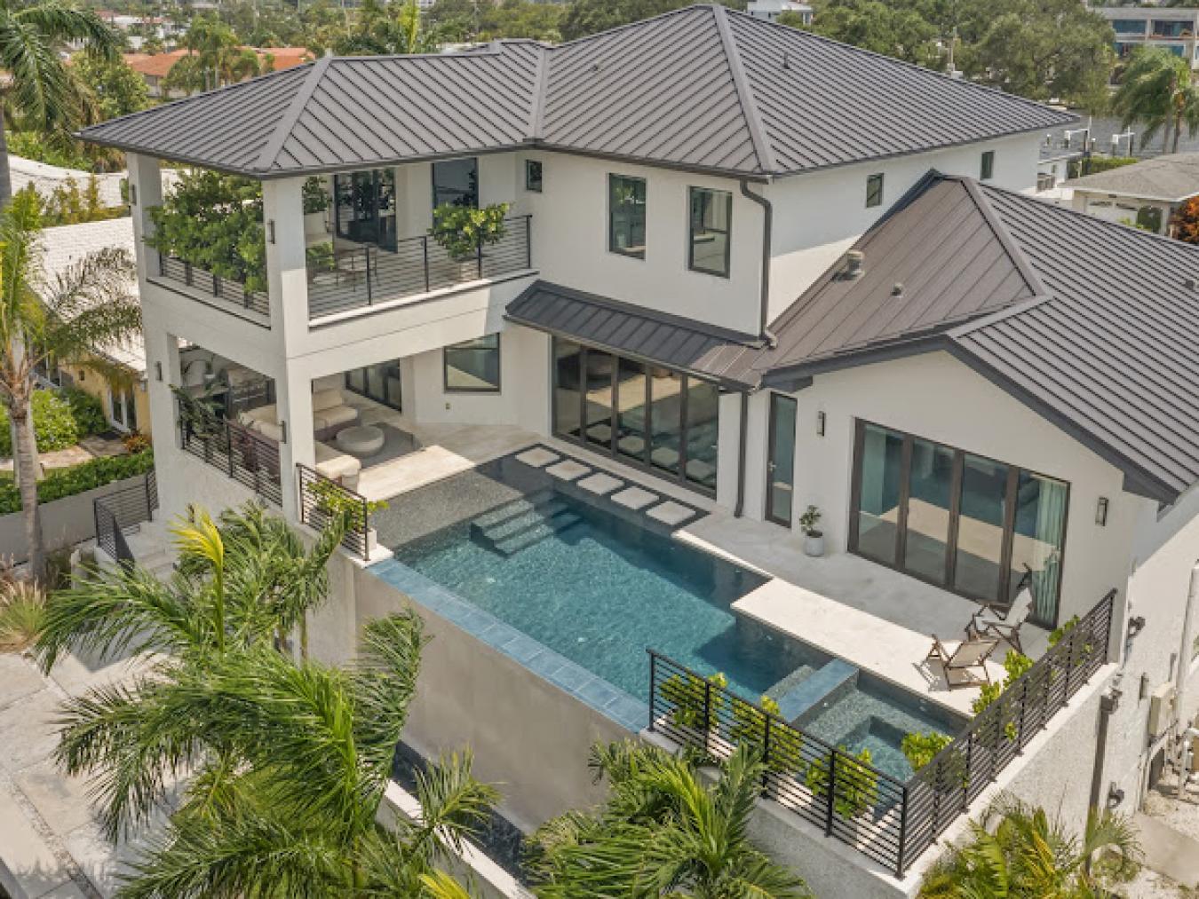 St. Petersburg, Florida, 33707, United States, 5 Bedrooms Bedrooms, ,3 BathroomsBathrooms,Residential,For Sale,1905260