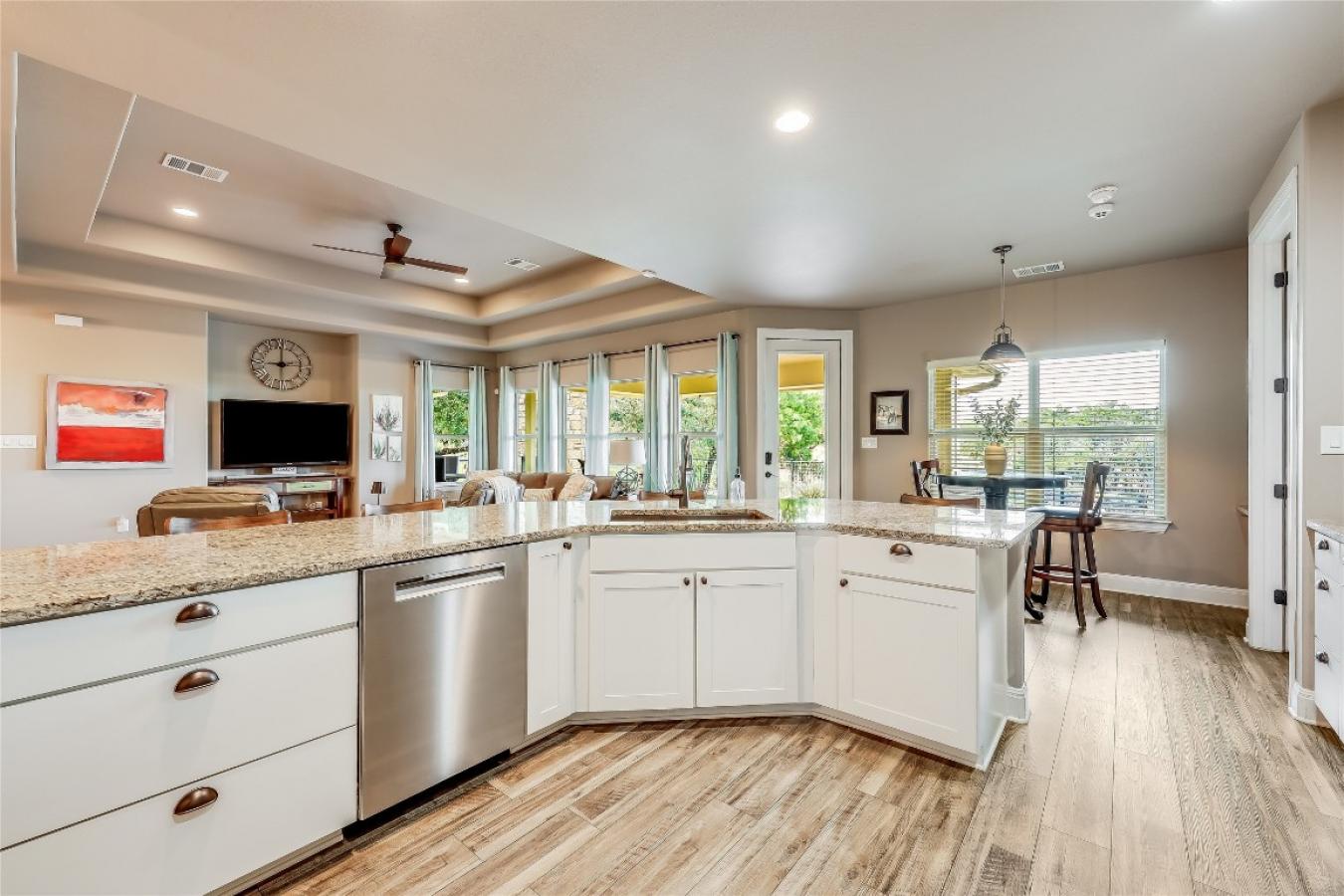Lago Vista, Travis, 78645, United States, 3 Bedrooms Bedrooms, ,2 BathroomsBathrooms,Residential,For Sale,1905259