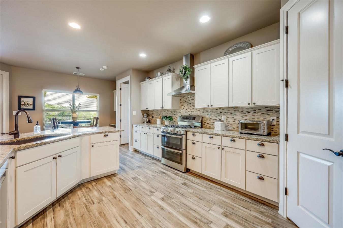 Lago Vista, Travis, 78645, United States, 3 Bedrooms Bedrooms, ,2 BathroomsBathrooms,Residential,For Sale,1905259