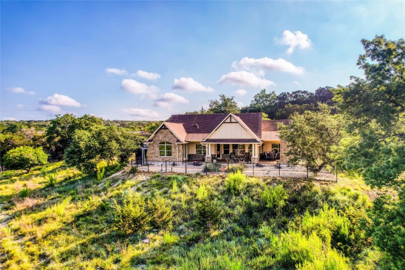 Lago Vista, Travis, 78645, United States, 3 Bedrooms Bedrooms, ,2 BathroomsBathrooms,Residential,For Sale,1905259