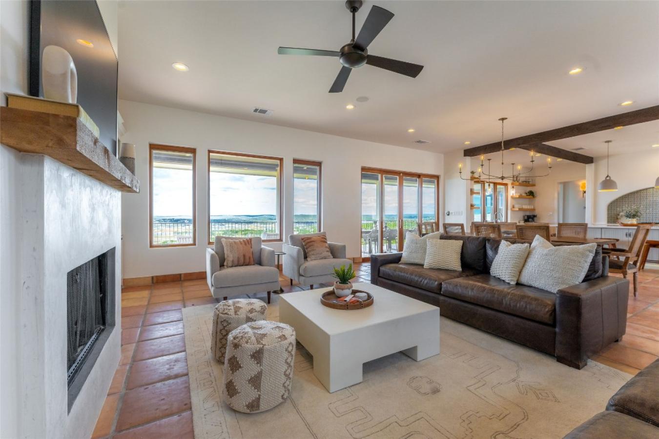 Lago Vista, Travis, 78645, United States, 4 Bedrooms Bedrooms, ,4 BathroomsBathrooms,Residential,For Sale,1905257