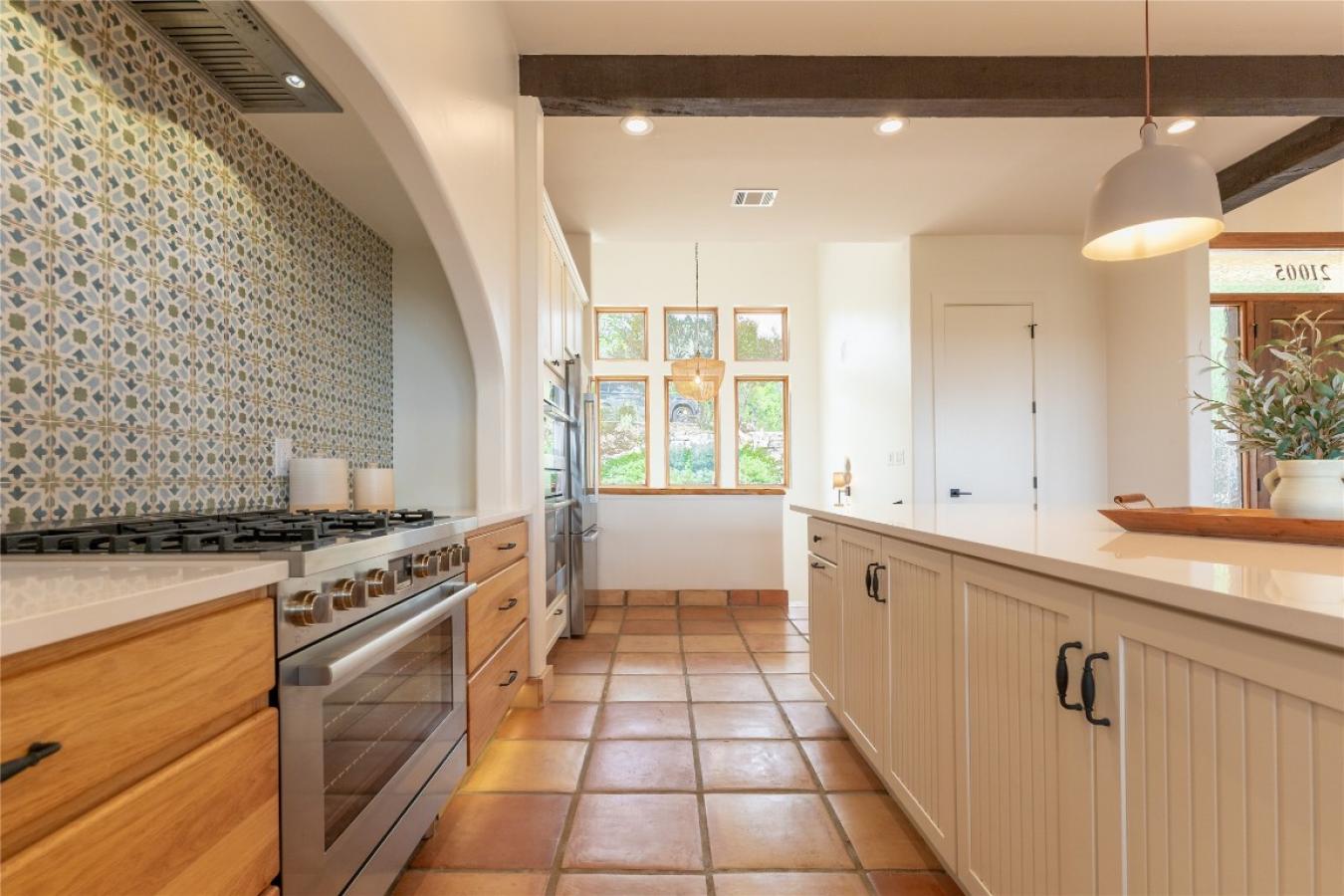 Lago Vista, Travis, 78645, United States, 4 Bedrooms Bedrooms, ,4 BathroomsBathrooms,Residential,For Sale,1905257