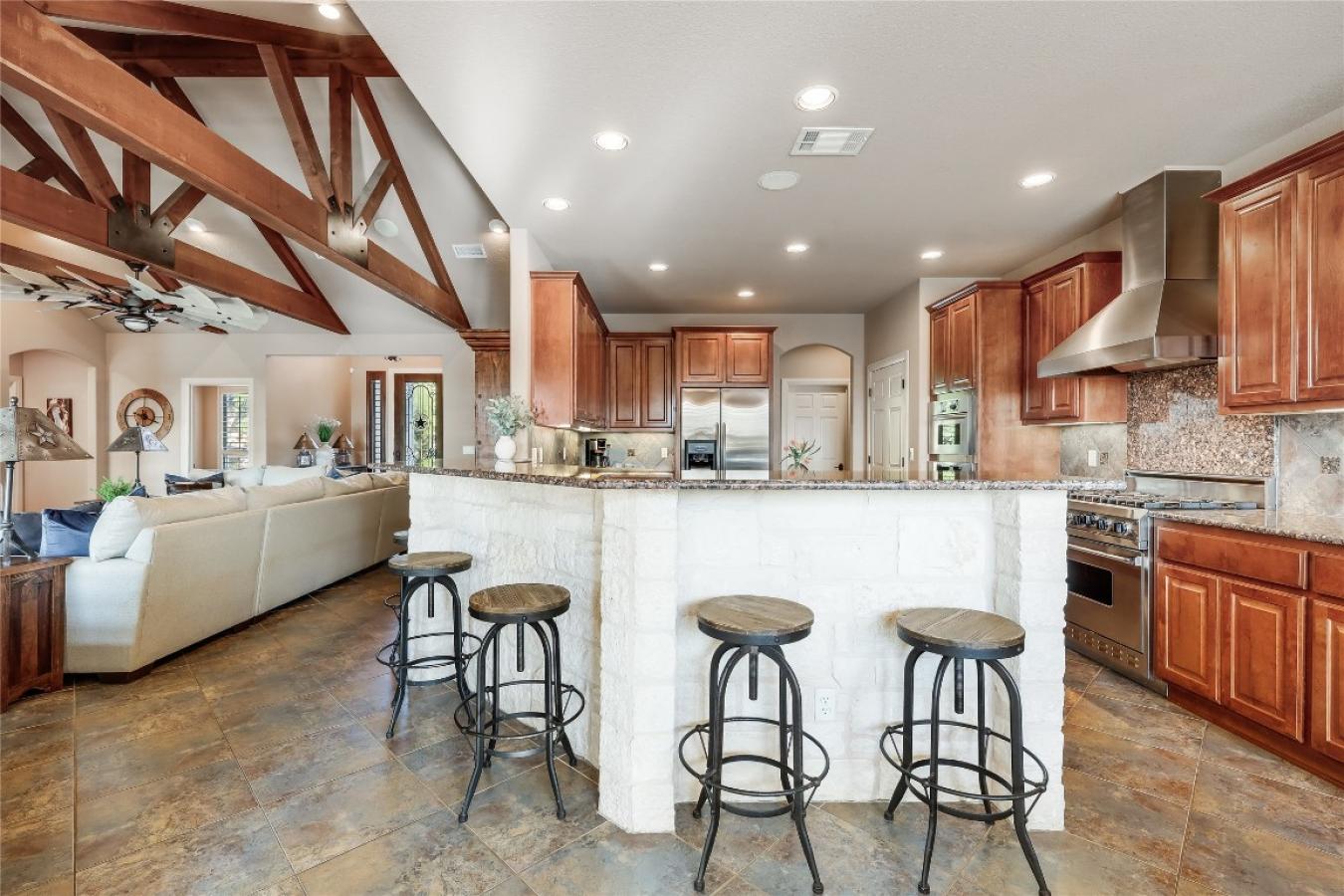 Marble Falls, Travis, 78654, United States, 4 Bedrooms Bedrooms, ,3 BathroomsBathrooms,Residential,For Sale,1905254