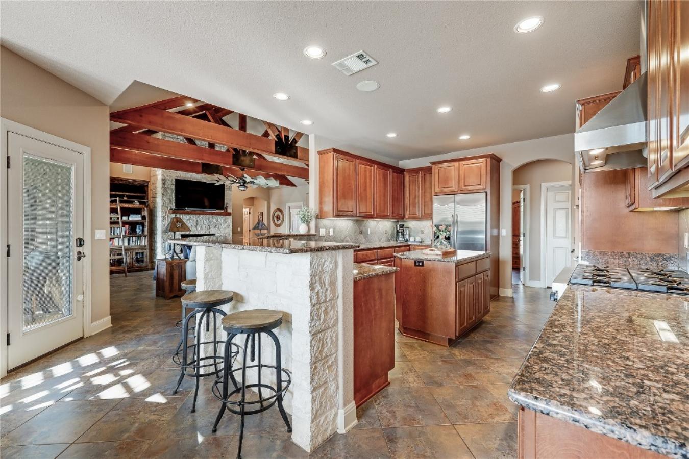 Marble Falls, Travis, 78654, United States, 4 Bedrooms Bedrooms, ,3 BathroomsBathrooms,Residential,For Sale,1905254