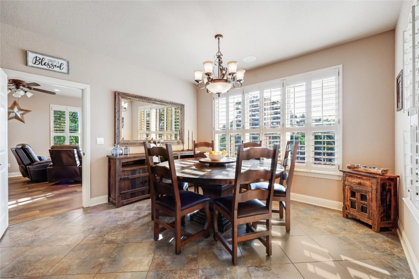 Marble Falls, Travis, 78654, United States, 4 Bedrooms Bedrooms, ,3 BathroomsBathrooms,Residential,For Sale,1905254