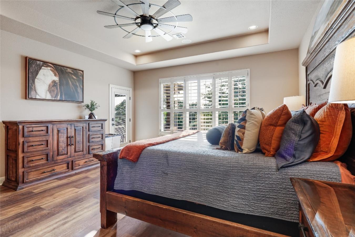 Marble Falls, Travis, 78654, United States, 4 Bedrooms Bedrooms, ,3 BathroomsBathrooms,Residential,For Sale,1905254