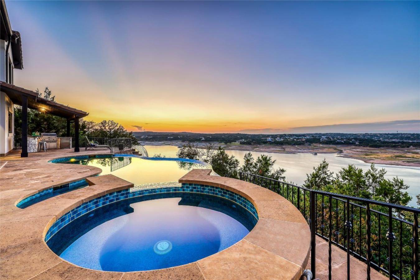 Lago Vista, Travis, 78645, United States, 5 Bedrooms Bedrooms, ,4 BathroomsBathrooms,Residential,For Sale,1905253