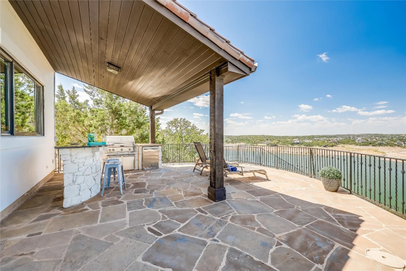 Lago Vista, Travis, 78645, United States, 5 Bedrooms Bedrooms, ,4 BathroomsBathrooms,Residential,For Sale,1905253