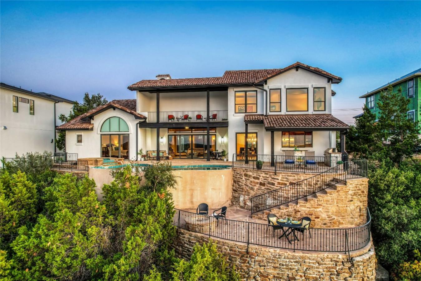 Lago Vista, Travis, 78645, United States, 5 Bedrooms Bedrooms, ,4 BathroomsBathrooms,Residential,For Sale,1905253