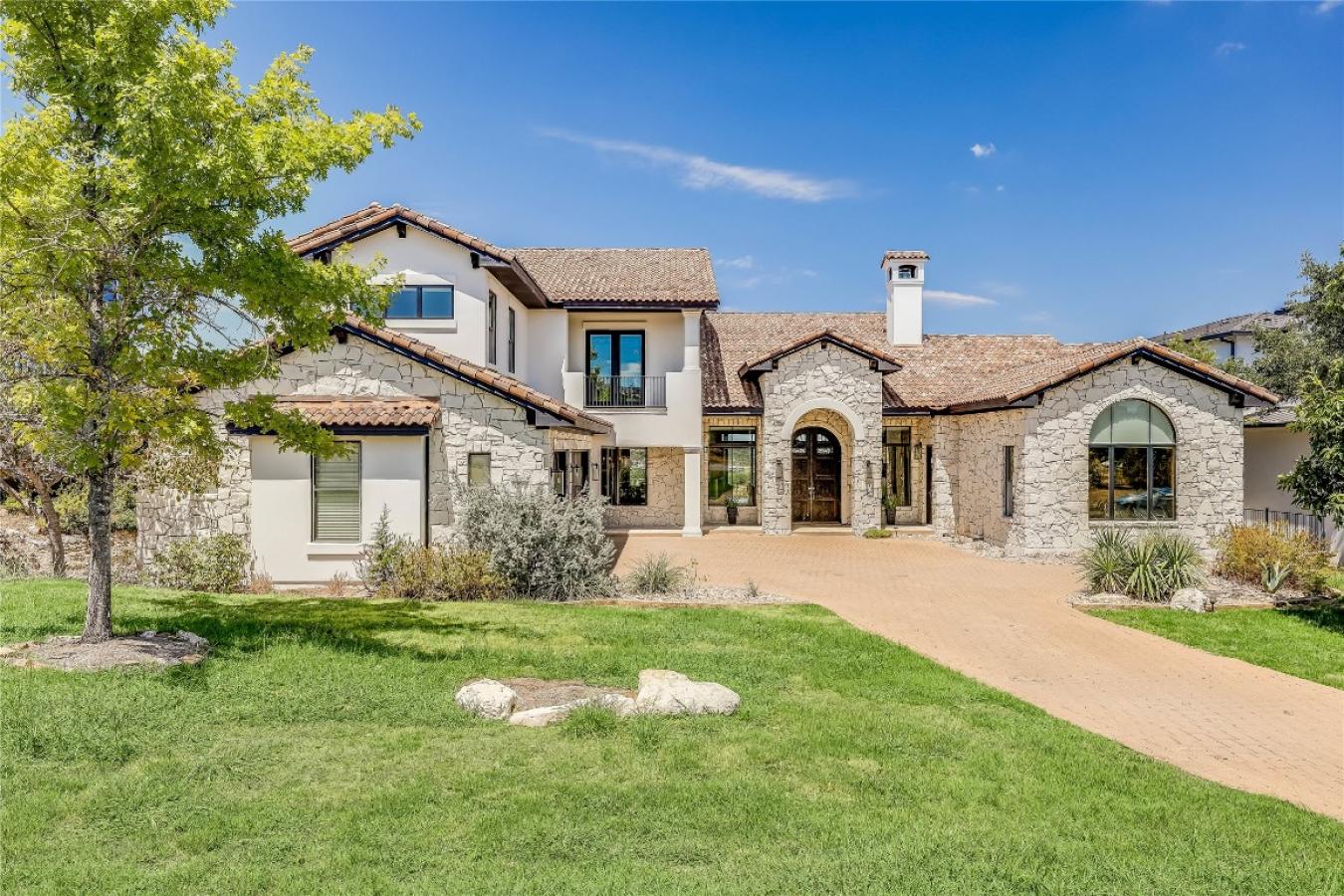 Lago Vista, Travis, 78645, United States, 5 Bedrooms Bedrooms, ,4 BathroomsBathrooms,Residential,For Sale,1905253