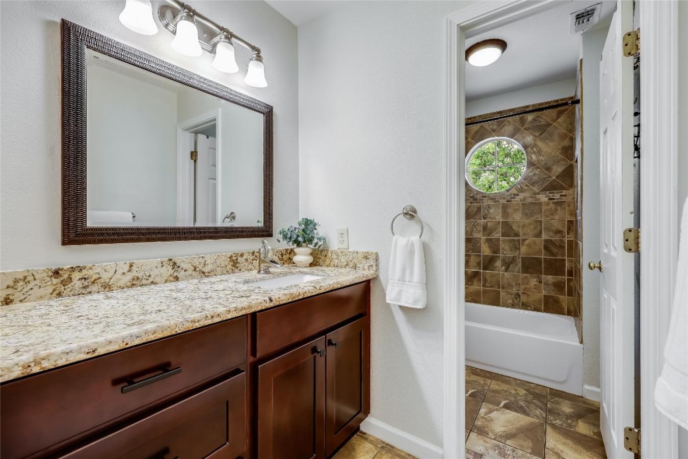 Lago Vista, Travis, 78645, United States, 7 Bedrooms Bedrooms, ,5 BathroomsBathrooms,Residential,For Sale,1905251