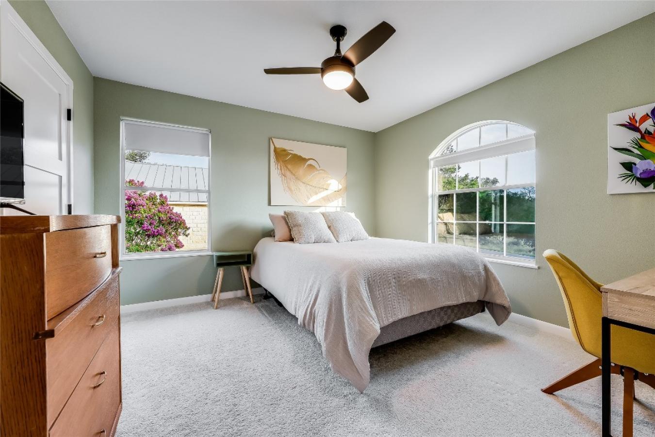 Lago Vista, Travis, 78645, United States, 7 Bedrooms Bedrooms, ,5 BathroomsBathrooms,Residential,For Sale,1905251