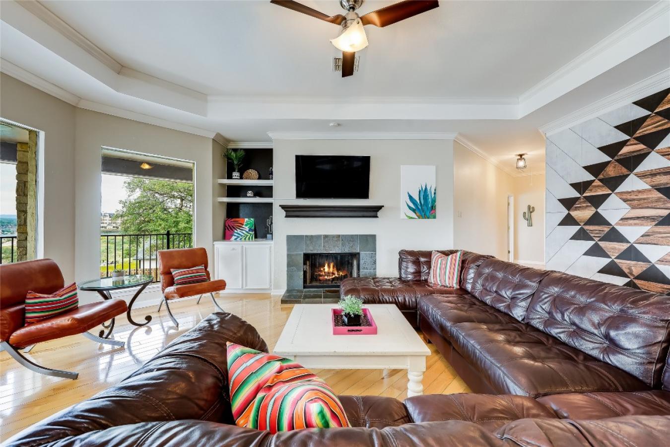 Lago Vista, Travis, 78645, United States, 7 Bedrooms Bedrooms, ,5 BathroomsBathrooms,Residential,For Sale,1905251