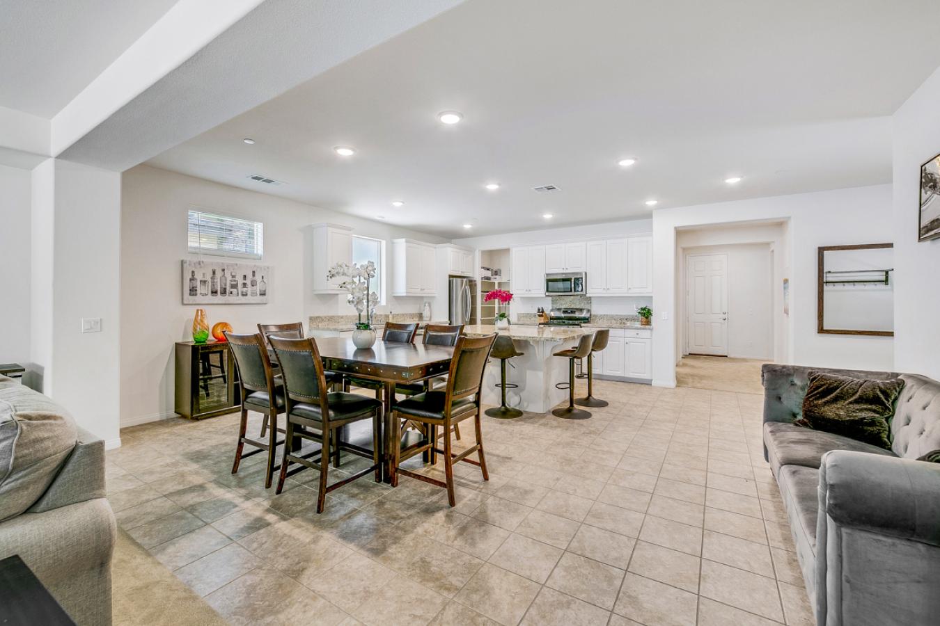 Indio, Riverside, 92201, United States, 3 Bedrooms Bedrooms, ,2 BathroomsBathrooms,Residential,For Sale,1905248