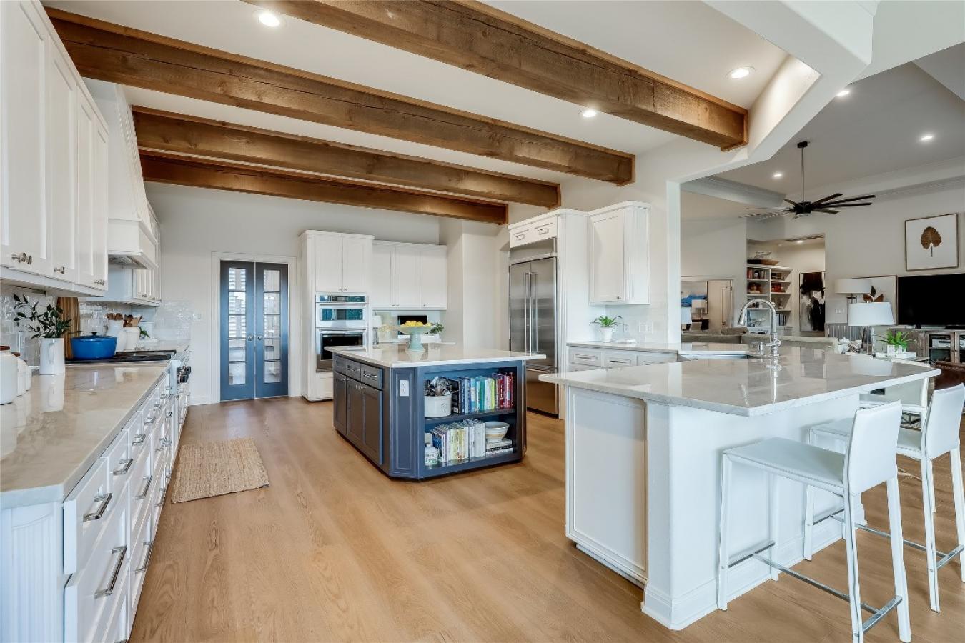 Lago Vista, Travis, 78645, United States, 4 Bedrooms Bedrooms, ,3 BathroomsBathrooms,Residential,For Sale,1905247