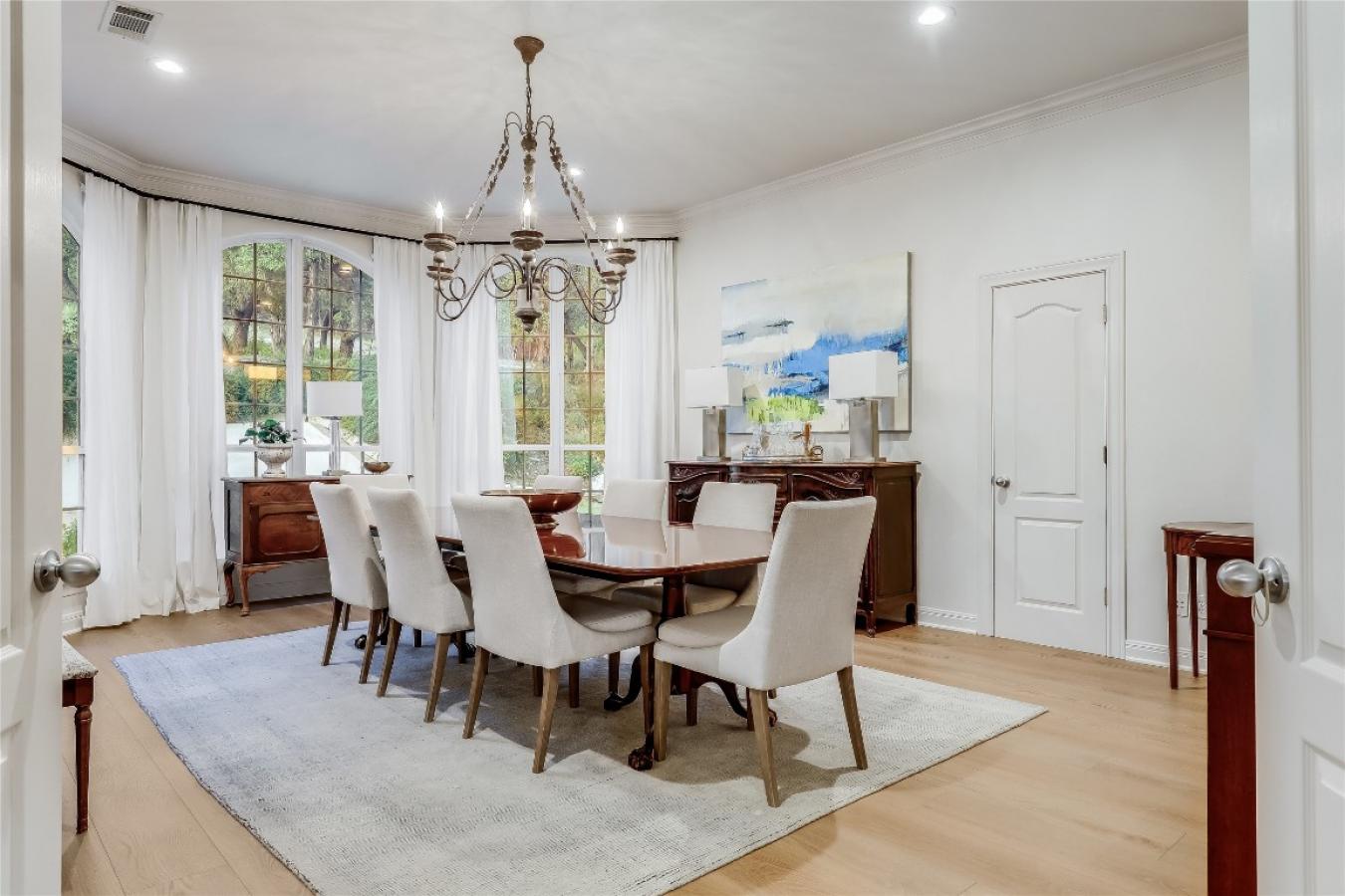 Lago Vista, Travis, 78645, United States, 4 Bedrooms Bedrooms, ,3 BathroomsBathrooms,Residential,For Sale,1905247
