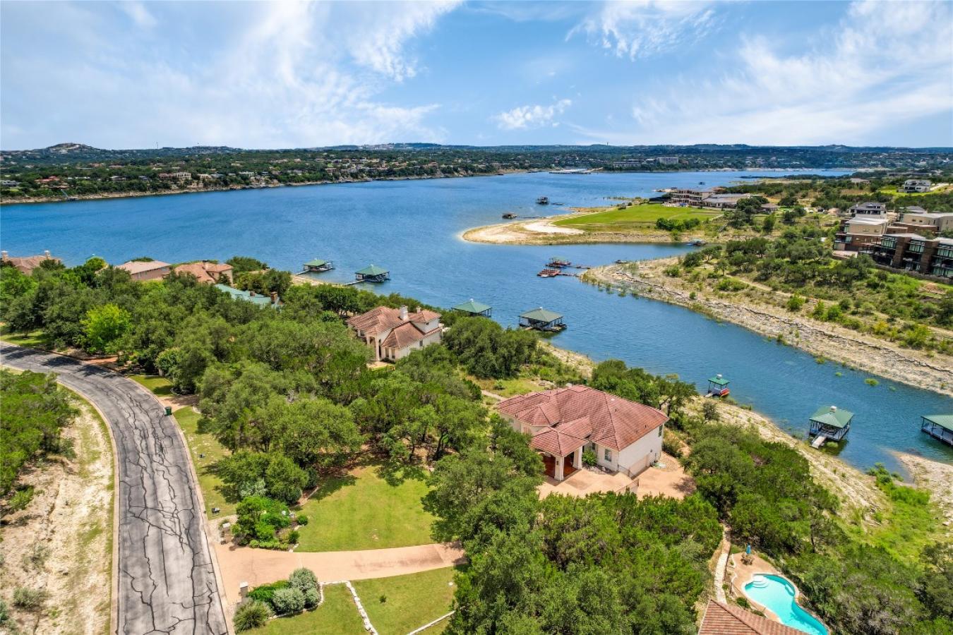 Lago Vista, Travis, 78645, United States, 4 Bedrooms Bedrooms, ,3 BathroomsBathrooms,Residential,For Sale,1905247
