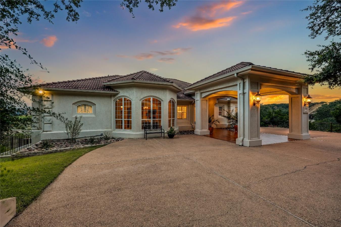 Lago Vista, Travis, 78645, United States, 4 Bedrooms Bedrooms, ,3 BathroomsBathrooms,Residential,For Sale,1905247