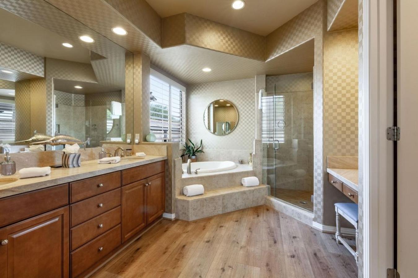 Indio, Riverside, 92201, United States, 4 Bedrooms Bedrooms, ,4 BathroomsBathrooms,Residential,For Sale,1905246
