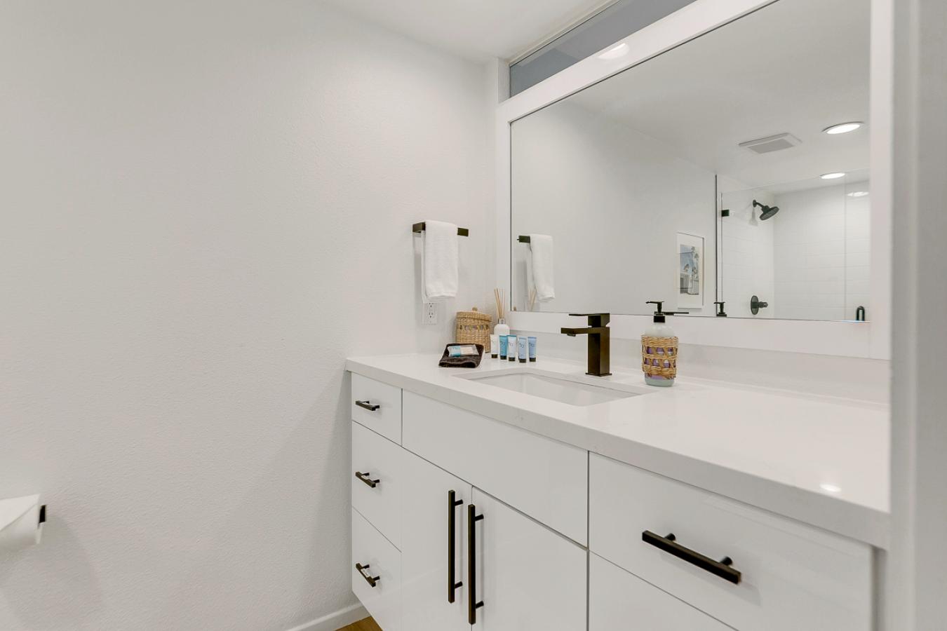 Palm Desert, Riverside, 92260, United States, 3 Bedrooms Bedrooms, ,3 BathroomsBathrooms,Residential,For Sale,1905245