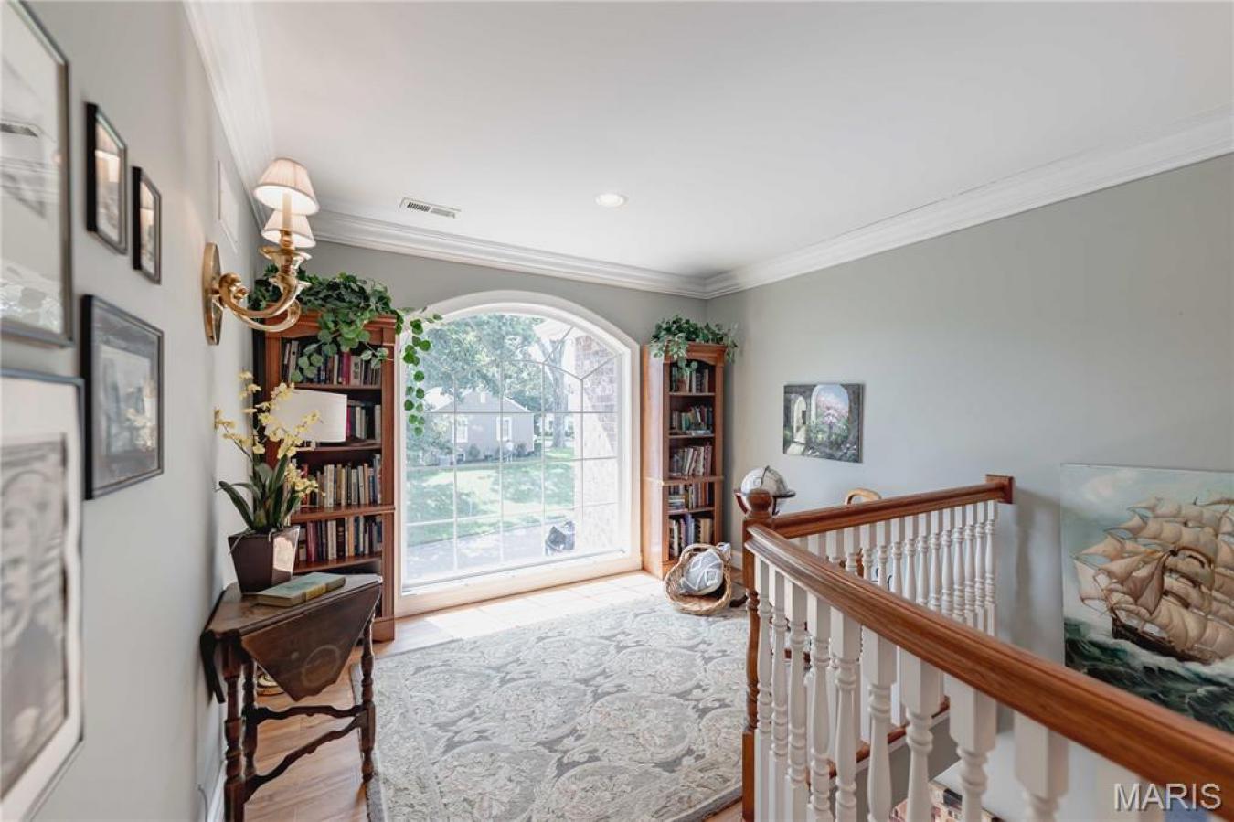 St Louis, St. Louis, 63122, United States, 5 Bedrooms Bedrooms, ,4 BathroomsBathrooms,Residential,For Sale,1905244
