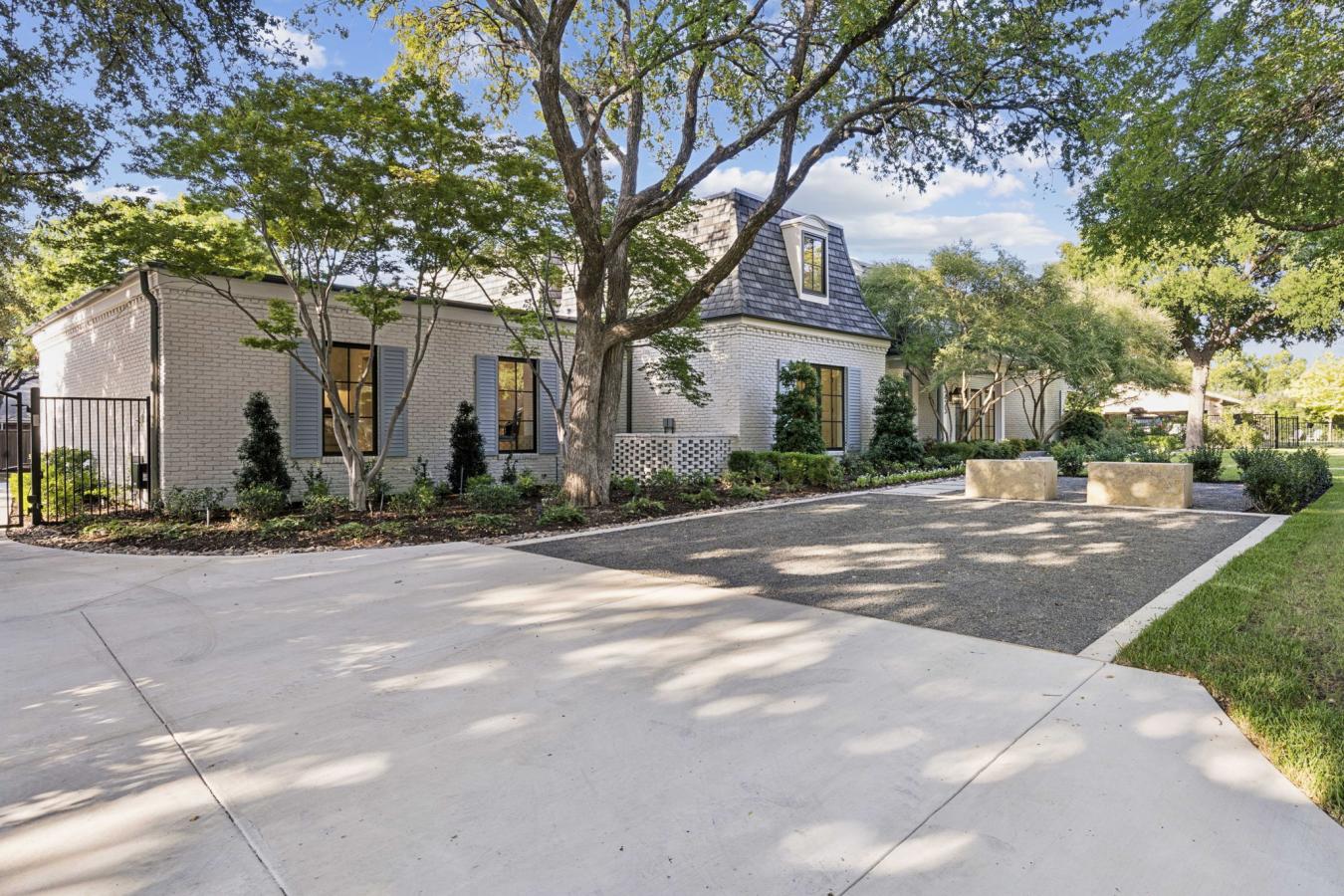 Dallas, Dallas, 75229, United States, 6 Bedrooms Bedrooms, ,4 BathroomsBathrooms,Residential,For Sale,1905241