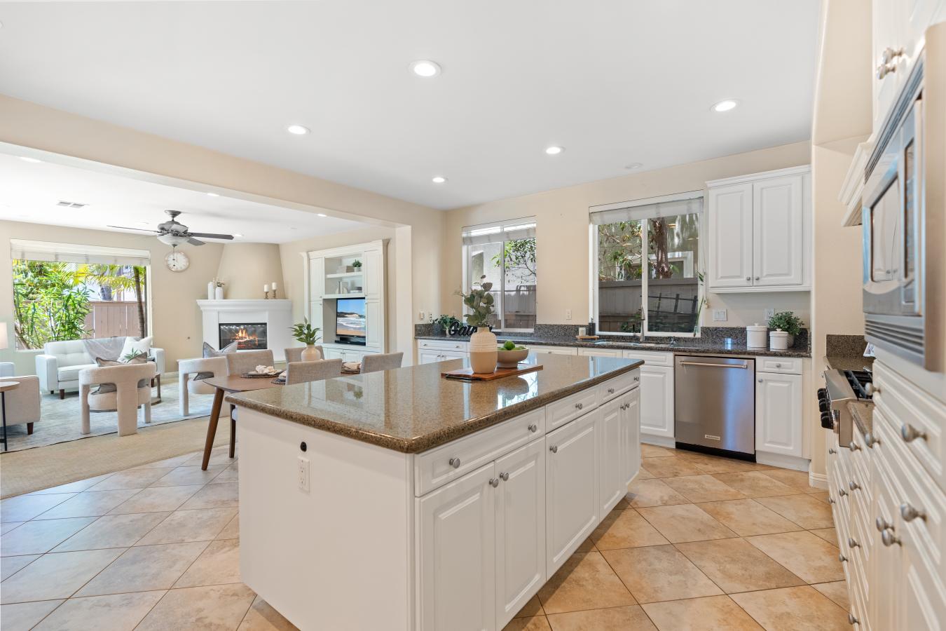 Carlsbad, San Diego, 92009, United States, 5 Bedrooms Bedrooms, ,4 BathroomsBathrooms,Residential,For Sale,1905240