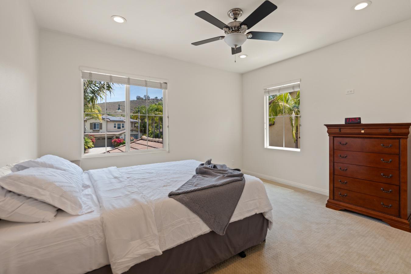 Carlsbad, San Diego, 92009, United States, 5 Bedrooms Bedrooms, ,4 BathroomsBathrooms,Residential,For Sale,1905240