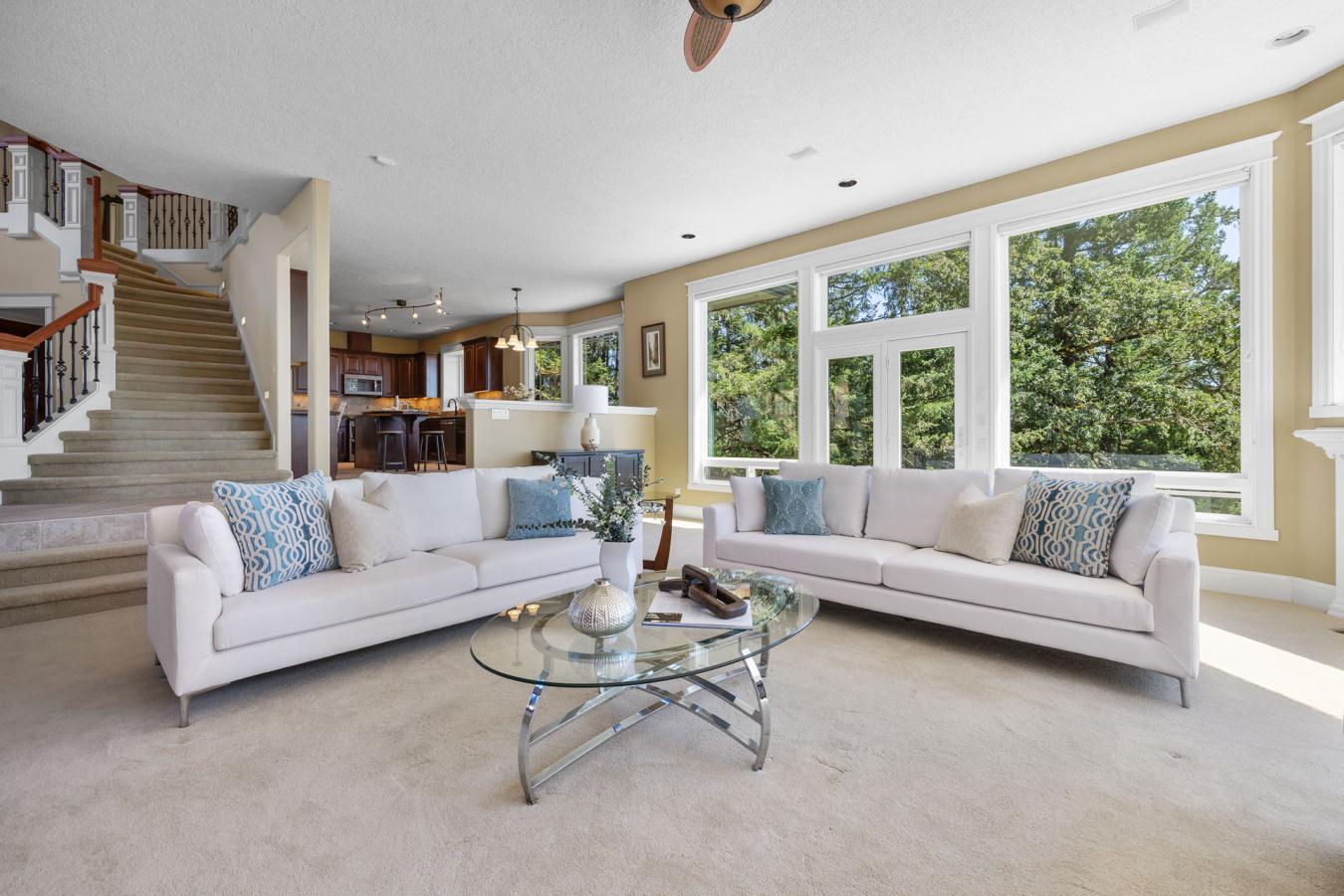 Newberg, Yamhill, 97132, United States, 5 Bedrooms Bedrooms, ,4 BathroomsBathrooms,Residential,For Sale,1905238