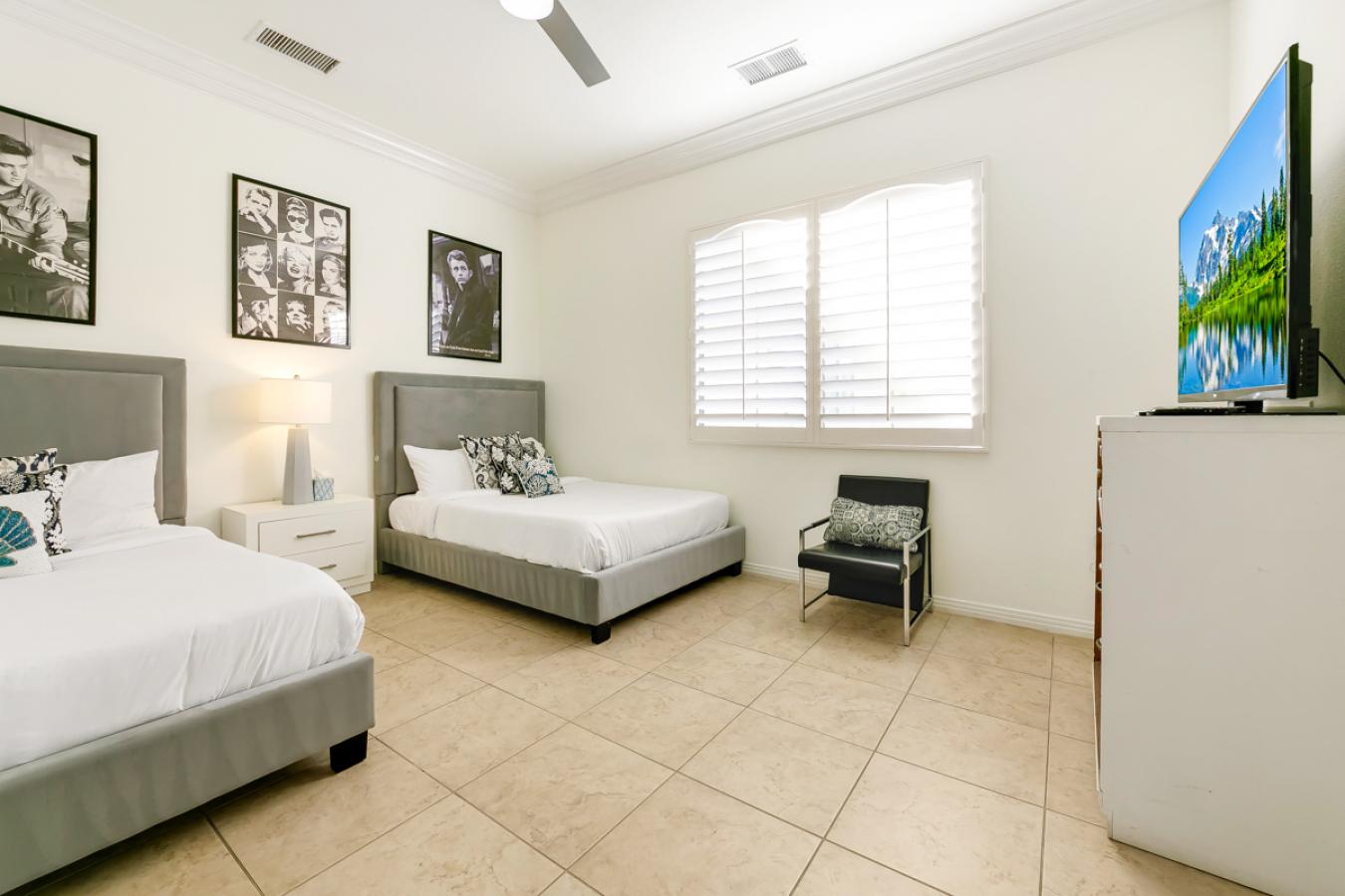 Indio, Riverside, 92201, United States, 7 Bedrooms Bedrooms, ,4 BathroomsBathrooms,Residential,For Sale,1905236