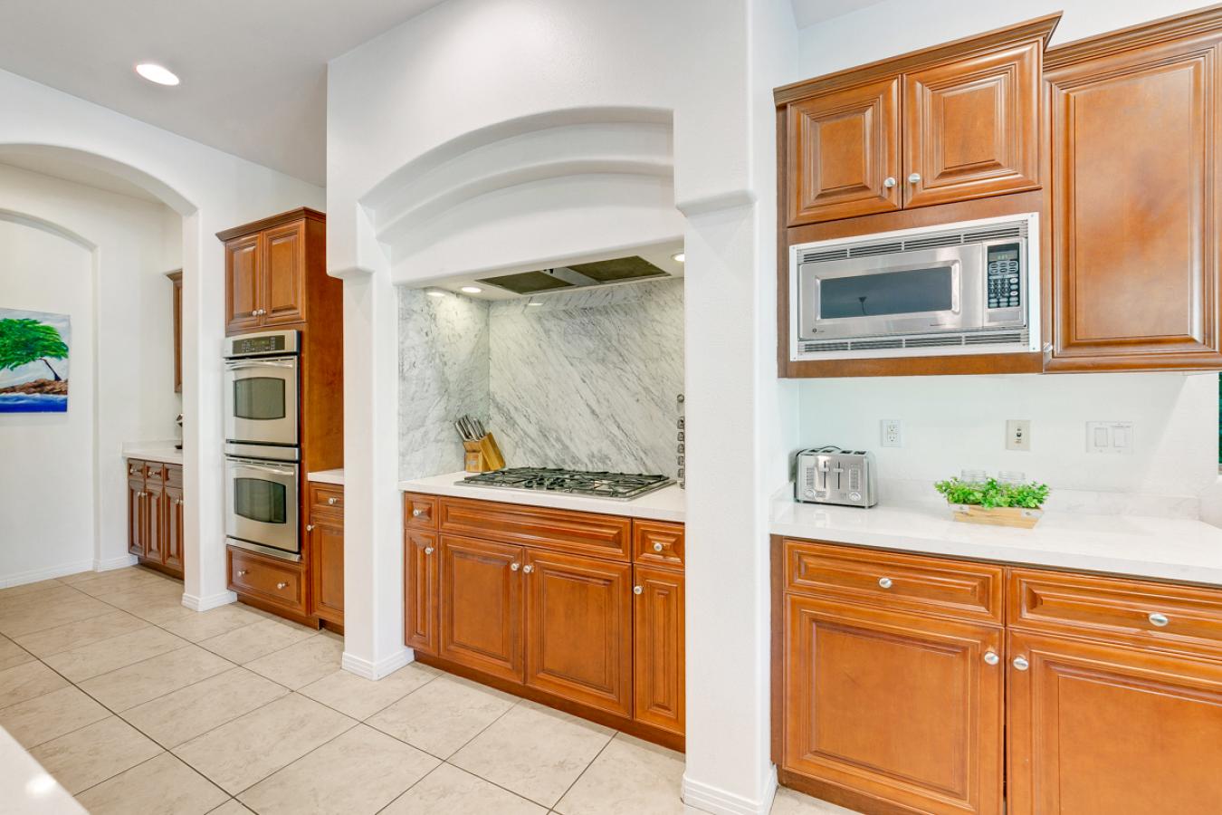 Indio, Riverside, 92201, United States, 7 Bedrooms Bedrooms, ,4 BathroomsBathrooms,Residential,For Sale,1905236