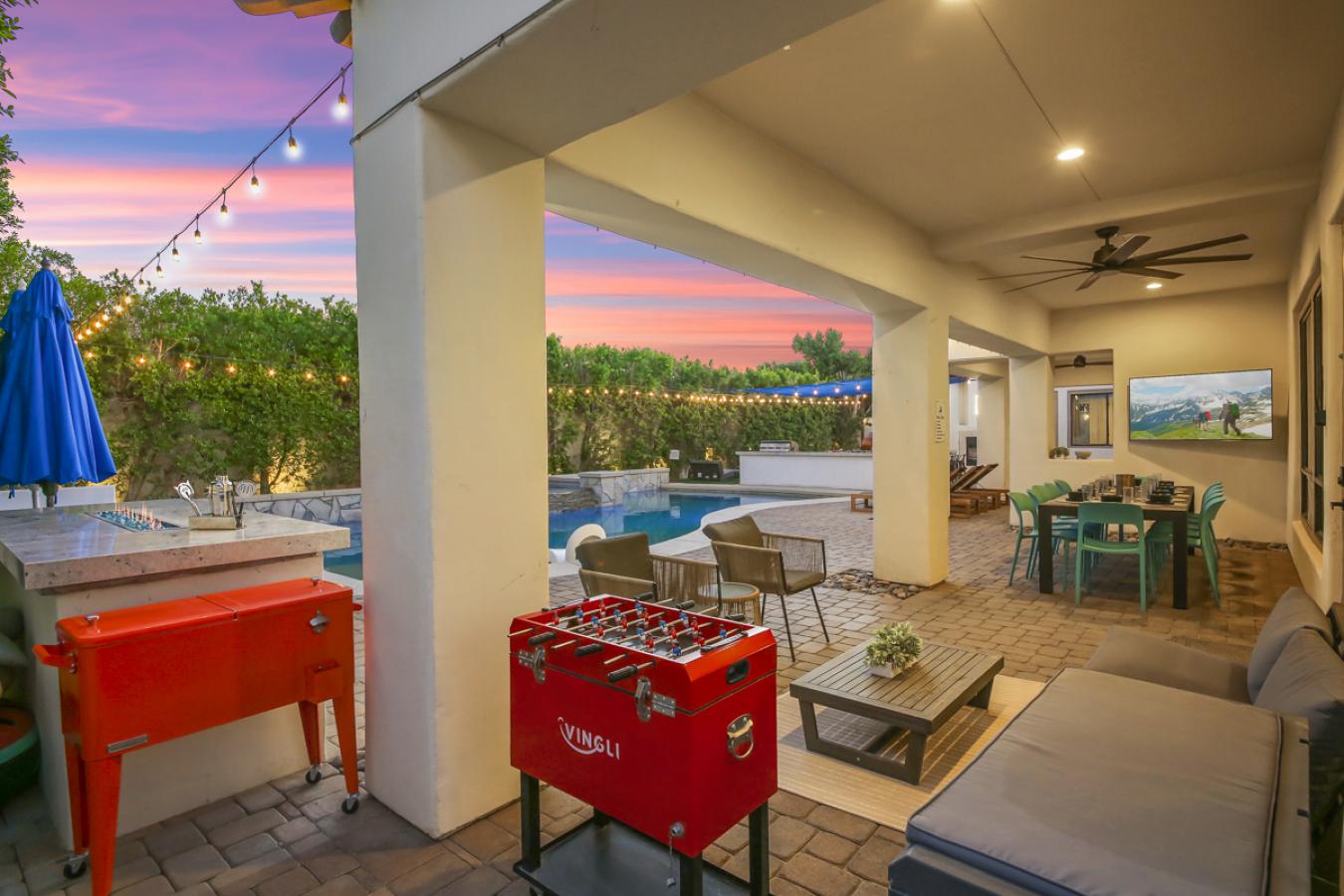 Indio, Riverside, 92201, United States, 6 Bedrooms Bedrooms, ,5 BathroomsBathrooms,Residential,For Sale,1905234