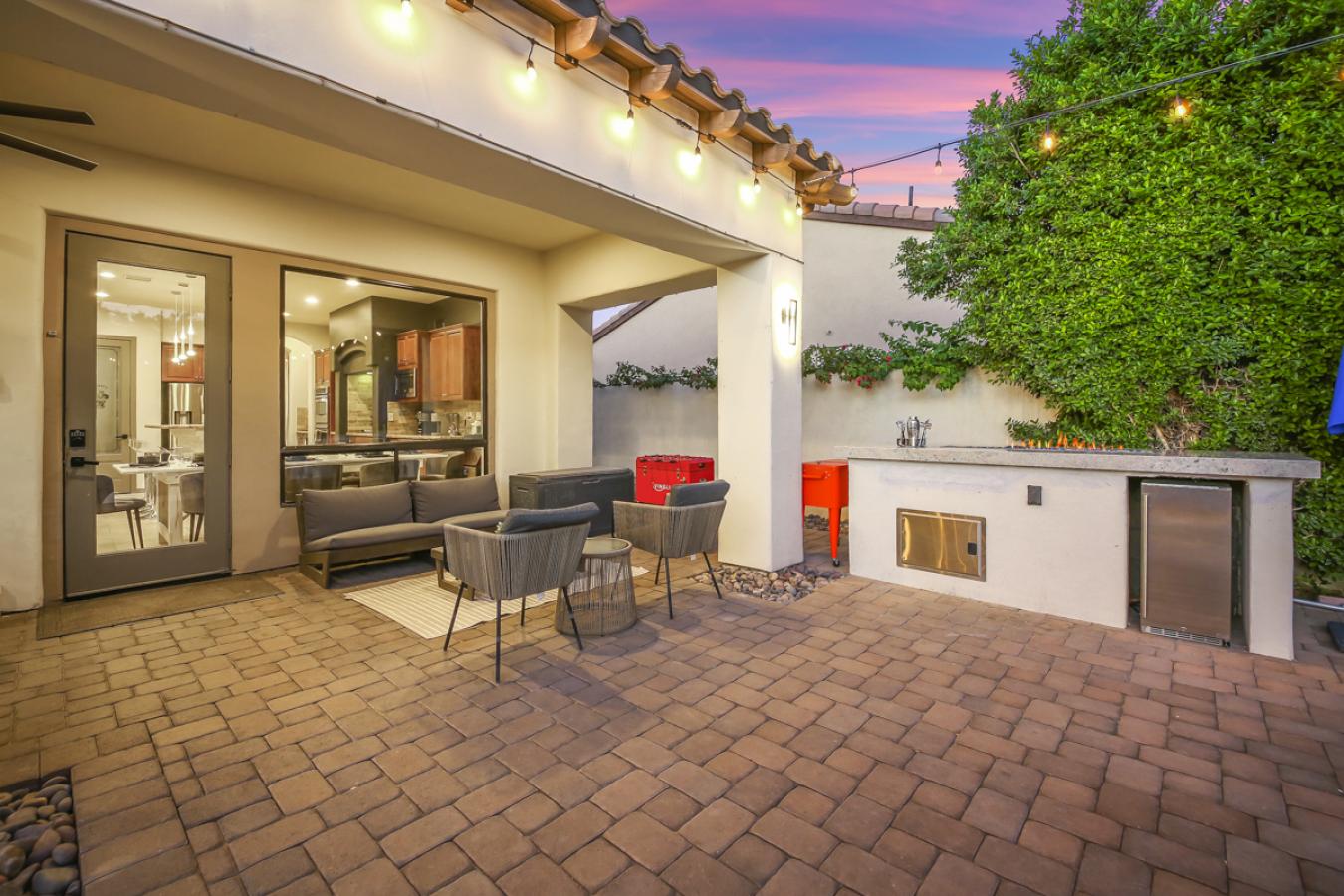 Indio, Riverside, 92201, United States, 6 Bedrooms Bedrooms, ,5 BathroomsBathrooms,Residential,For Sale,1905234