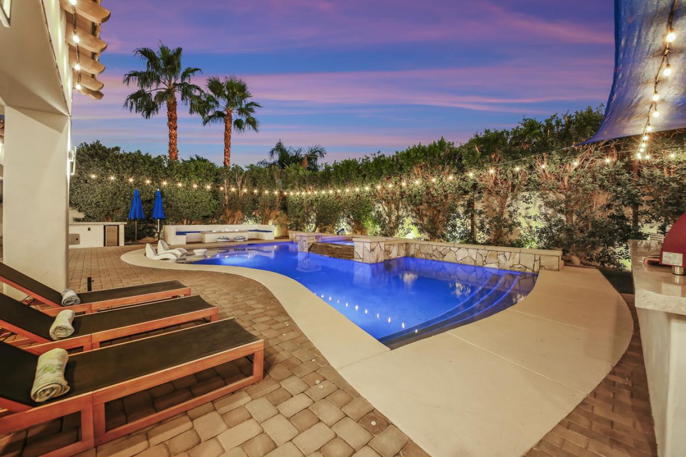 Indio, Riverside, 92201, United States, 6 Bedrooms Bedrooms, ,5 BathroomsBathrooms,Residential,For Sale,1905234