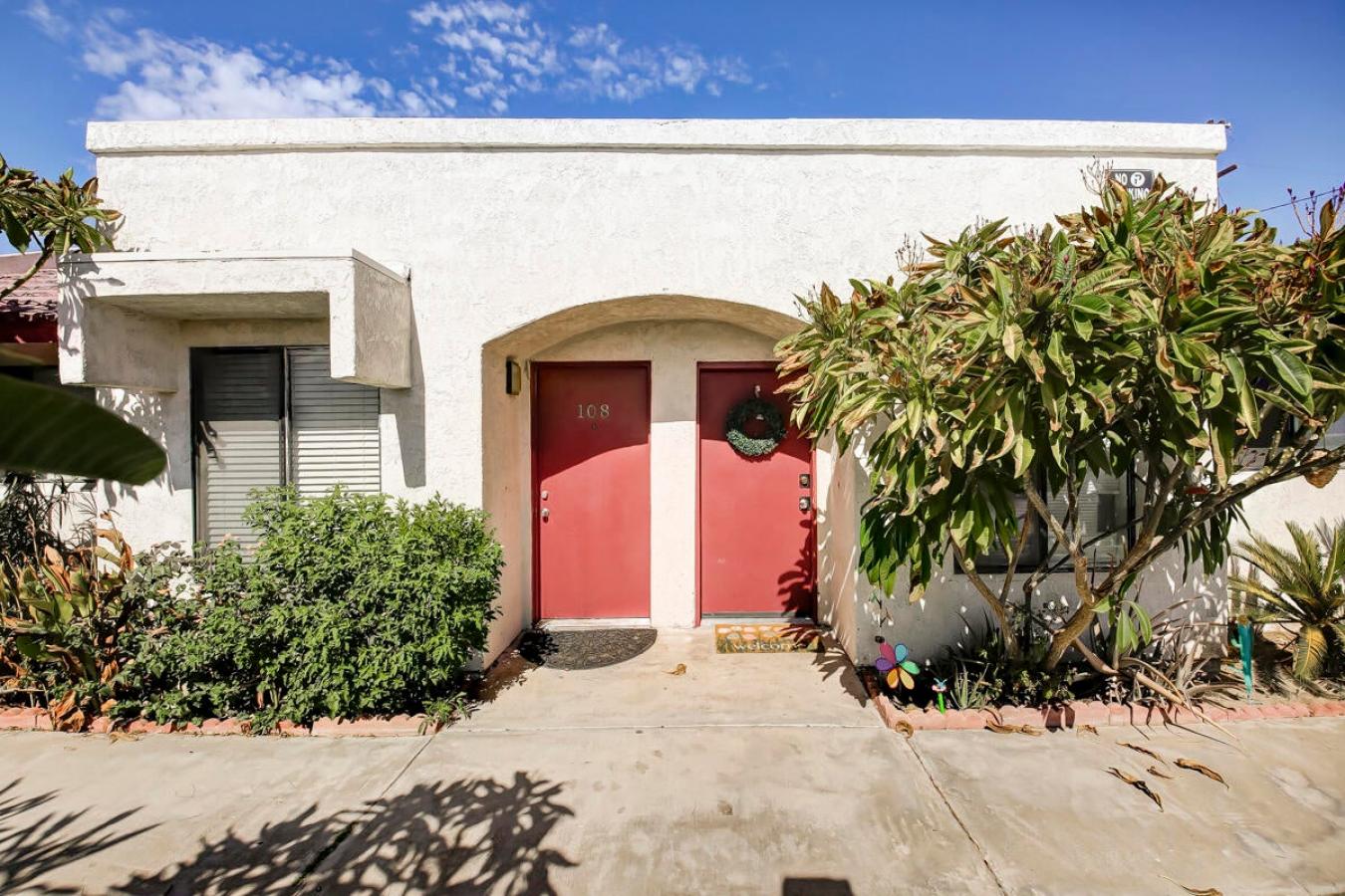 Indio, Riverside, 92201, United States, 18 Bedrooms Bedrooms, ,28 BathroomsBathrooms,Residential,For Sale,1905233