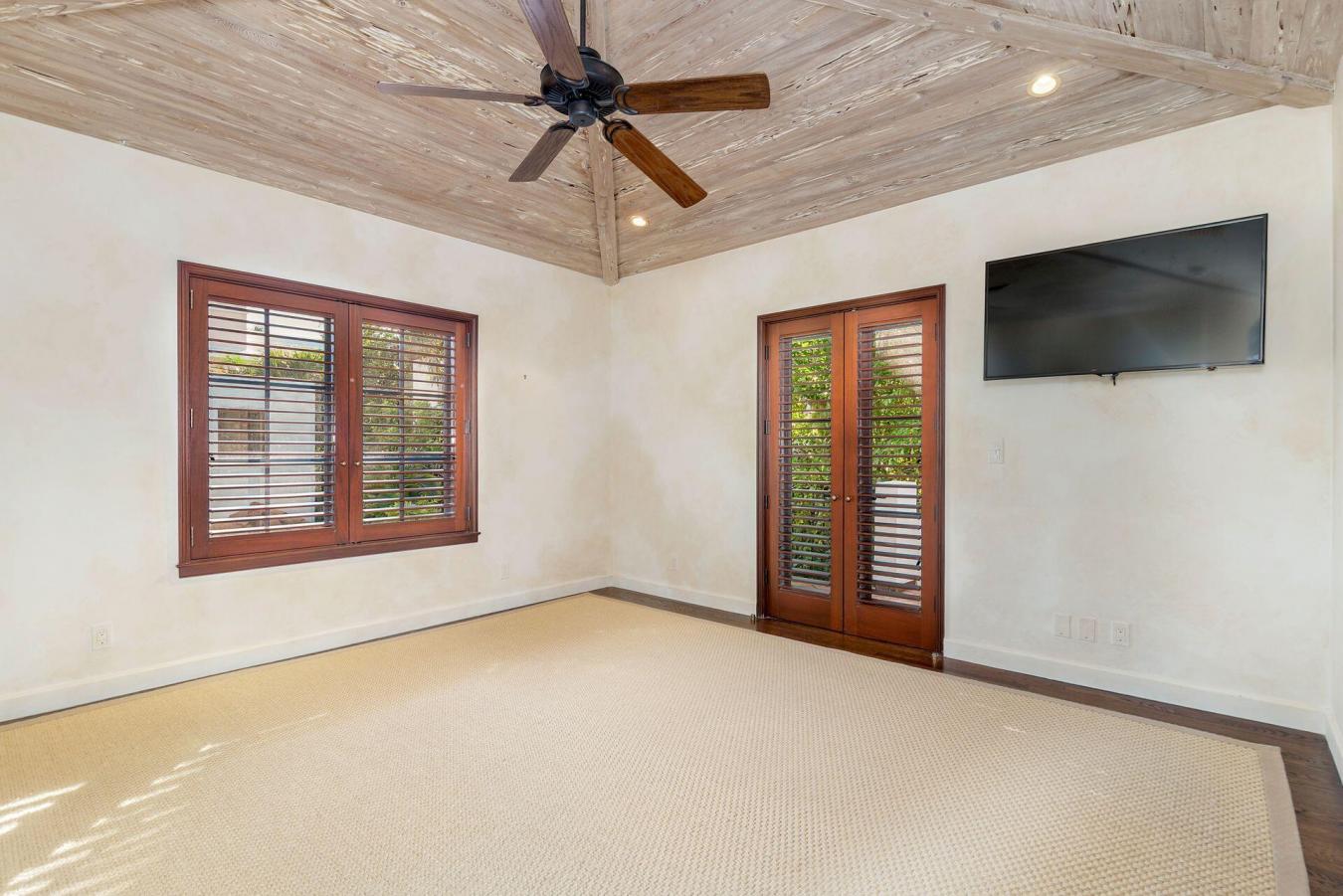 Palm Beach, Florida, 33480, United States, 5 Bedrooms Bedrooms, ,5 BathroomsBathrooms,Residential,For Sale,1905232