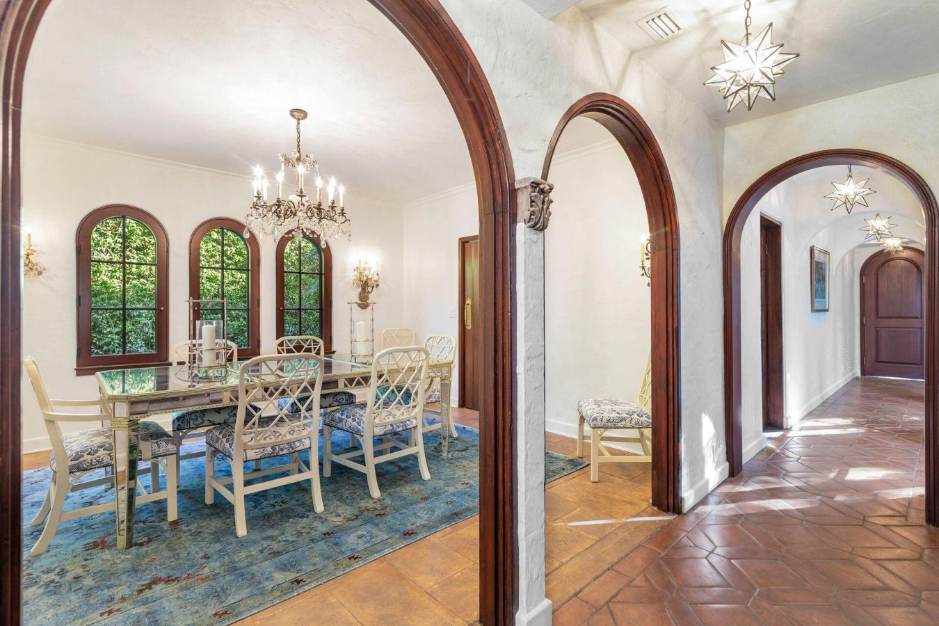 Palm Beach, Florida, 33480, United States, 5 Bedrooms Bedrooms, ,5 BathroomsBathrooms,Residential,For Sale,1905232