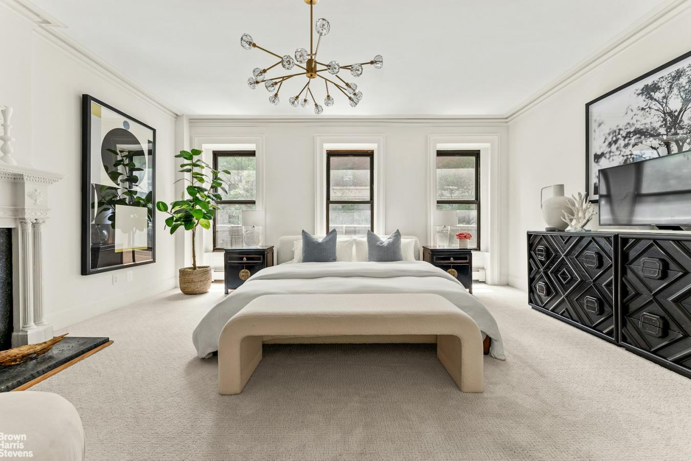 Murray Hill, New York, 10016, United States, 5 Bedrooms Bedrooms, ,4 BathroomsBathrooms,Residential,For Sale,1905231