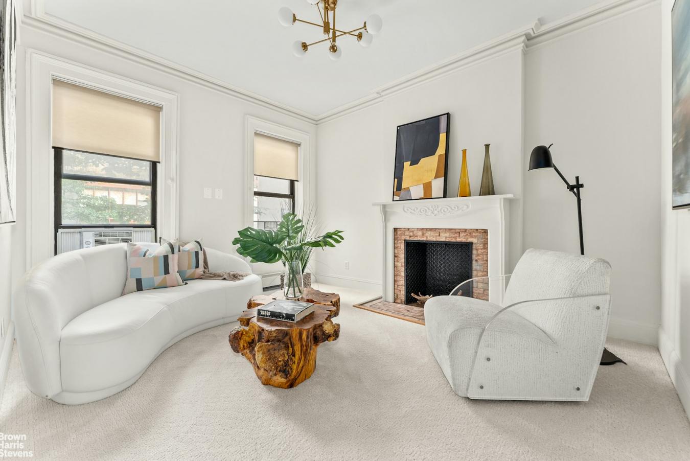 Murray Hill, New York, 10016, United States, 5 Bedrooms Bedrooms, ,4 BathroomsBathrooms,Residential,For Sale,1905231