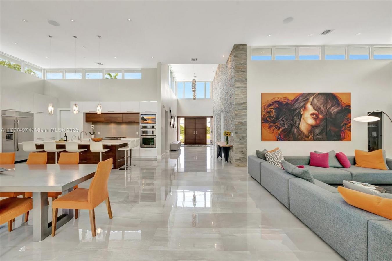 Hallandale, Florida, 33009, United States, 5 Bedrooms Bedrooms, ,5 BathroomsBathrooms,Residential,For Sale,1905439