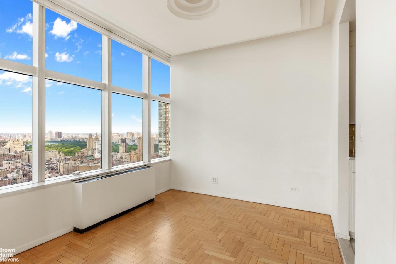 New York, New York, 10023, United States, 2 Bedrooms Bedrooms, ,2 BathroomsBathrooms,Residential,For Sale,1905228