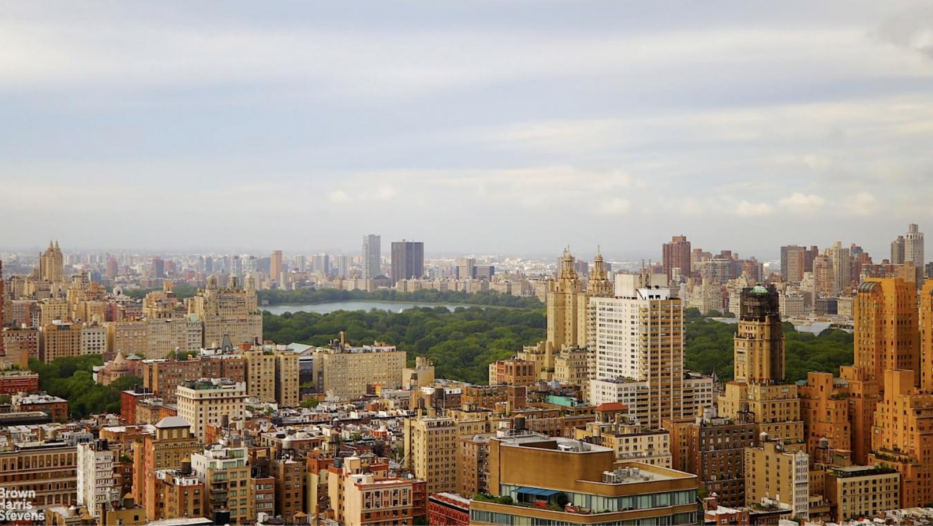 New York, New York, 10023, United States, 2 Bedrooms Bedrooms, ,2 BathroomsBathrooms,Residential,For Sale,1905228