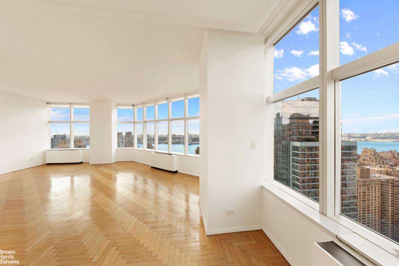 New York, New York, 10023, United States, 2 Bedrooms Bedrooms, ,2 BathroomsBathrooms,Residential,For Sale,1905228